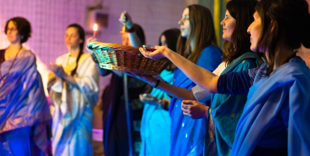 Sharing in happiness and sorrow of others | ఇతరుల సుఖదుఃఖములయందు పాలిపంపులు